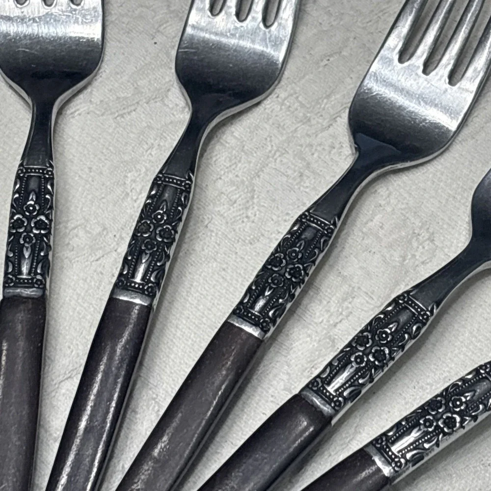 7 Oneida Napa Valley Northland Japan Wood Handle Mid Century Salad Forks 6 5/8